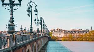 Why a Bordeaux Walking Tour is a Thrilling Adventure