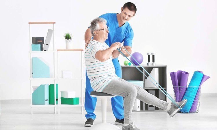 Home Physiotherapy in Jaipur: Is It the Right Choice for You?